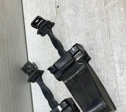 Skoda Rapid (NH) Rear door check strap stopper 5JA839249
