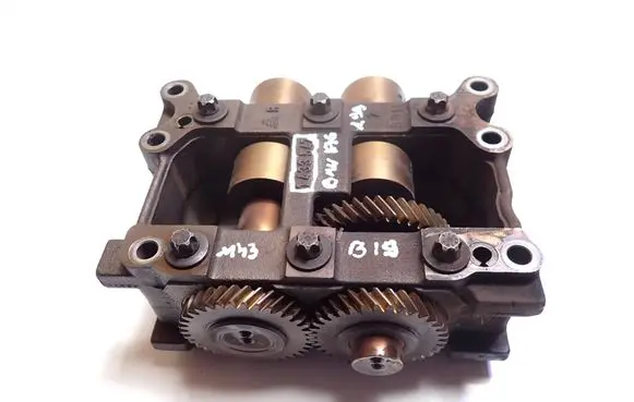 BMW 3 E46 Oil pump 1433547