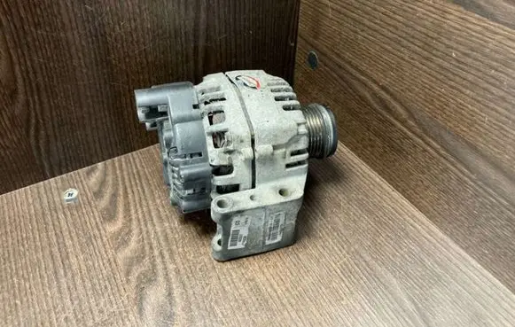 Fiat Fiorino Generator/alternator 51792276 2606472A