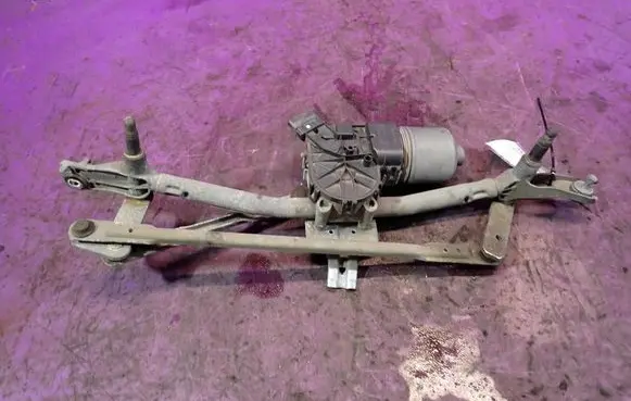 Peugeot Partner Front wiper linkage and motor 
