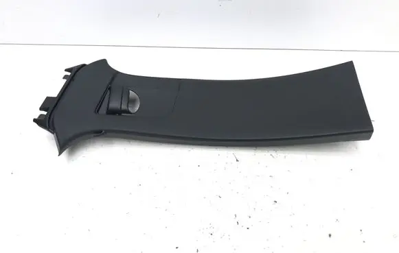 Volvo XC40 (B) pillar trim (top) 31457491