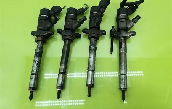 Peugeot Partner Fuel injectors set 8813000803517