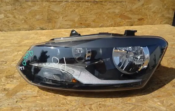 Volkswagen Polo V 6R Headlight/headlamp