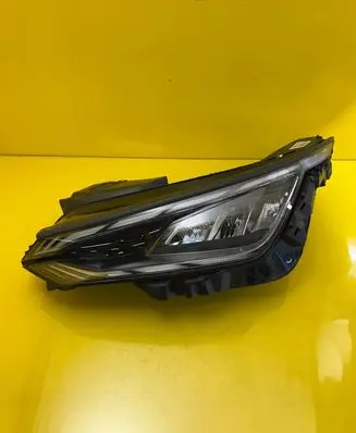 KIA EV6 Headlight/headlamp A5170798