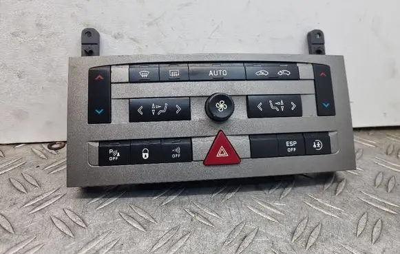 Peugeot 407 Climate control unit 96573322YW