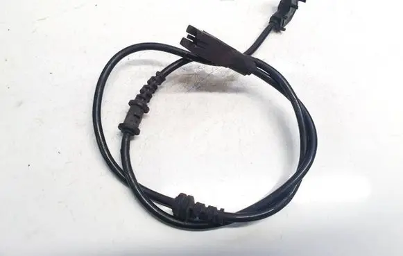 Mercedes-Benz C W204 Brake pads wear sensor A2044407910