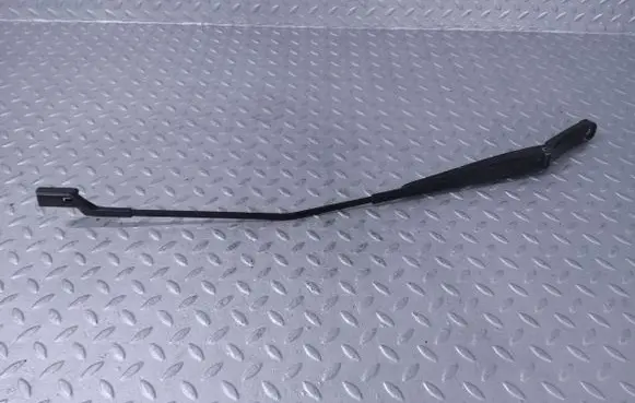 Skoda Karoq Front wiper blade arm 576955410B