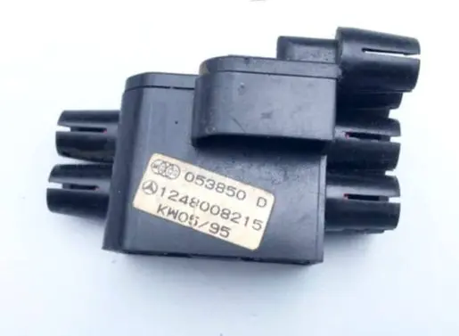 Mercedes-Benz E W124 Central locking vacuum pump 1248008215 053850