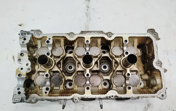 Infiniti FX Engine head 11040CD700