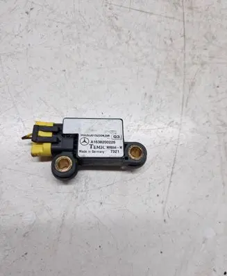 Mercedes-Benz ML W163 Airbag deployment crash/impact sensor A1638200226