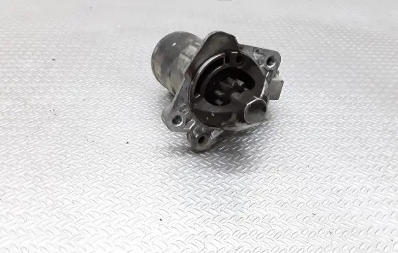 Mazda 2 Starter motor M000T32771