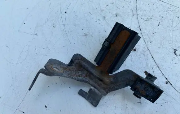 Volkswagen Golf VII Other engine bay part 5K0971858