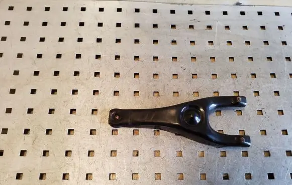 Subaru XV Clutch release arm fork 