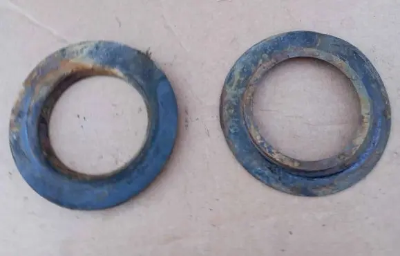 Jaguar XJ X40 Front coil spring rubber mount 0070