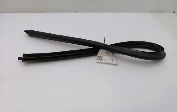 Mercedes-Benz ML W163 Engine compartment rubber 