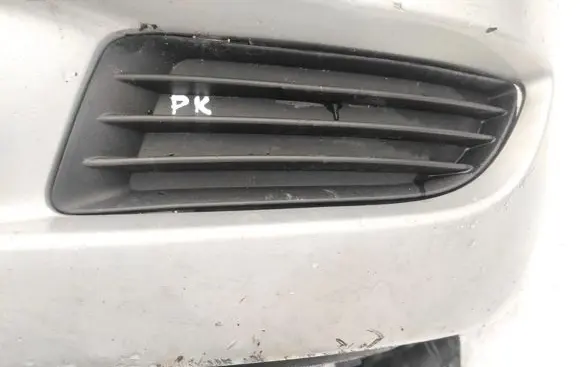 Hyundai Sonata Front bumper lower grill