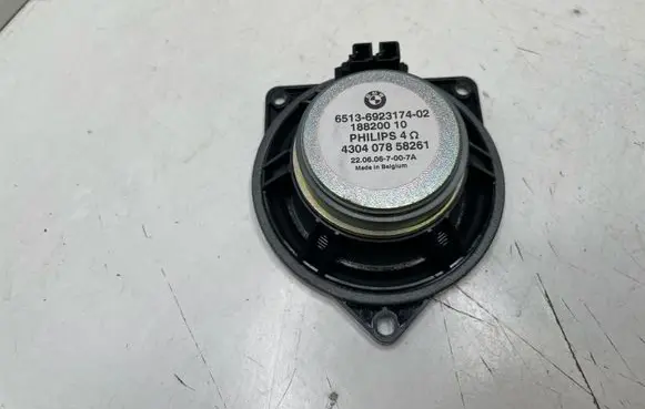 BMW 5 E60 E61 Subwoofer speaker 18820010 430407858261 6923174