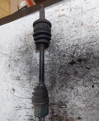 Mazda Xedos 6 Front driveshaft