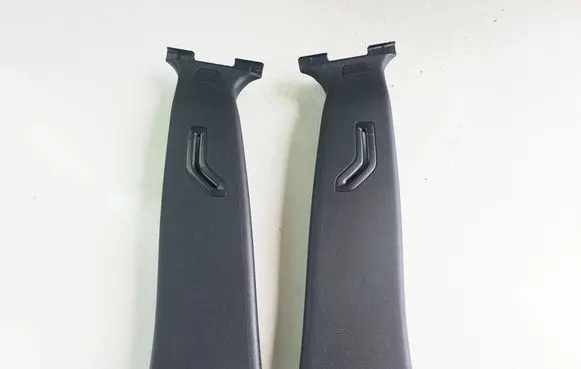 Volvo V50 (B) pillar trim (top) 9486646 6789876