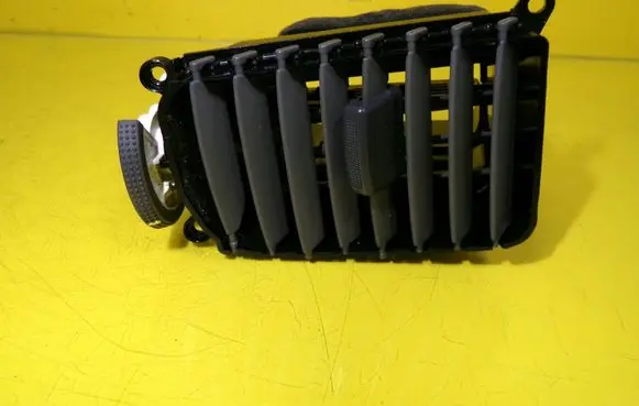 KIA Rio Dashboard side air vent grill/cover trim 1G97410600