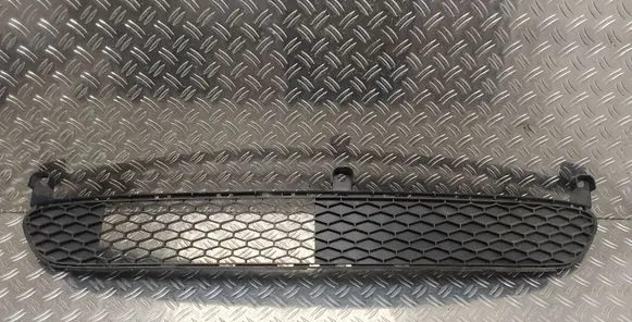 Toyota Aygo AB10 Front bumper lower grill 531120H010
