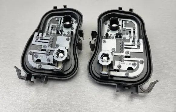 BMW 4 F32 F33 Tail light bulb cover holder 7366066 7366065 63217366065