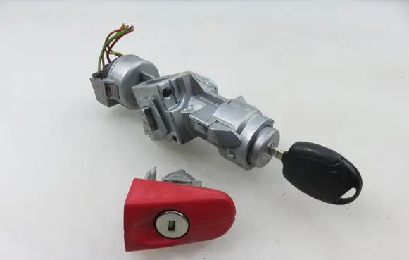 Ford Focus Ignition lock 3M513F880AD
