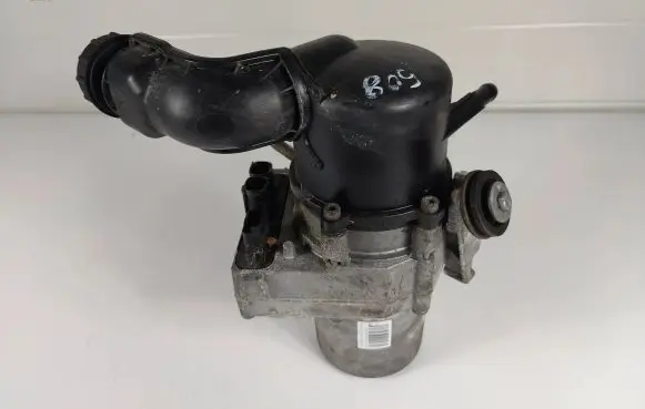 Peugeot 508 Power steering pump 9676154280