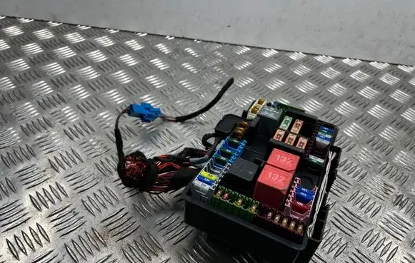 Mercedes-Benz GLC X253 C253 Fuse module 