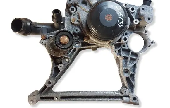 Mercedes-Benz C W205 Water pump A6512005101 A6512001051