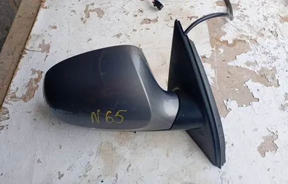 Volkswagen PASSAT B6 Front door electric wing mirror 123656