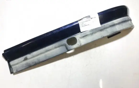 Land Rover Range Rover P38A Under headlight/headlamp trim 