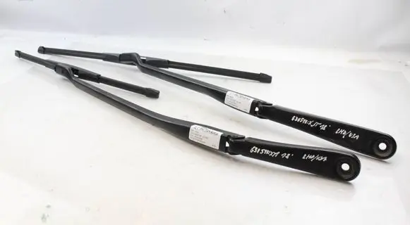 BMW 5 G30 G31 Front wiper blade arm 9463860 61619463860 9463866