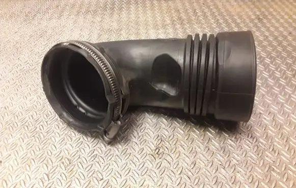 Mini One - Cooper Coupe R56 Air intake hose/pipe 7563812