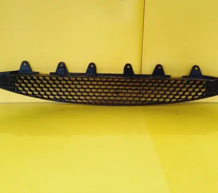 KIA Rio Front bumper lower grill 865601G000