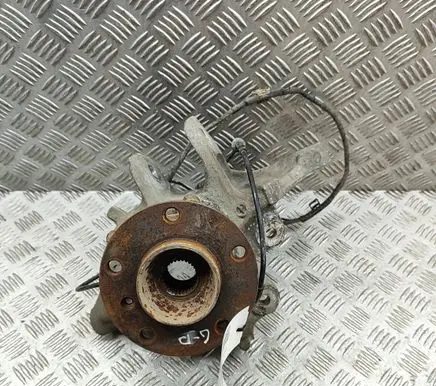 BMW 5 F10 F11 Rear wheel hub 6796180