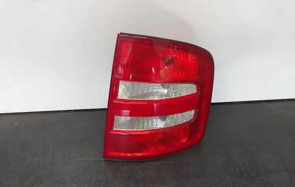 Skoda Fabia Mk1 (6Y) Rear/tail lights 6Y9945096B 6Y9945112B