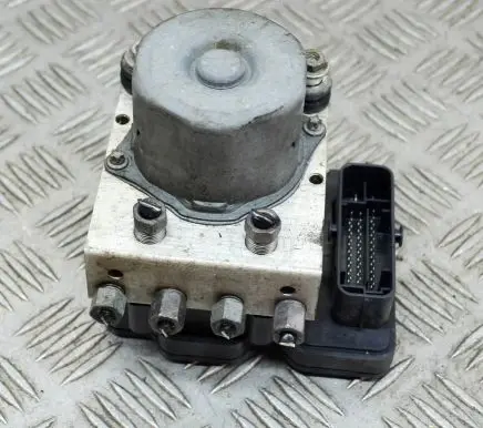 Tesla Model S ABS Pump 2265106527 103779700D