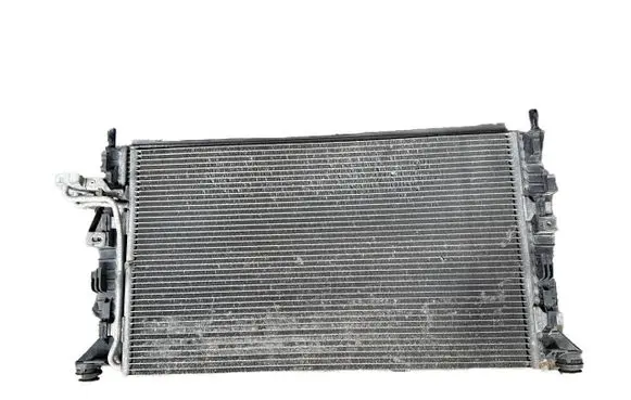 Volvo V50 Radiator set 0130307142 1137328558 3M5H8C607RJ