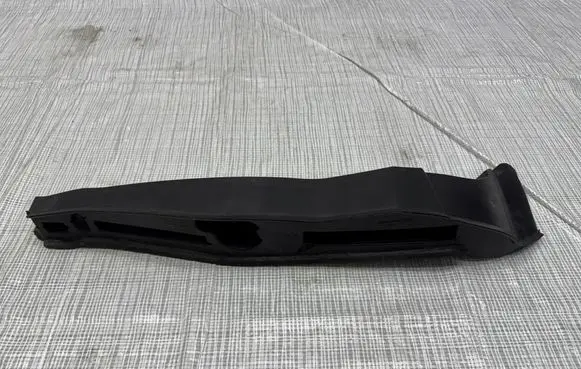 Alfa Romeo Giulia Fender foam support/seal 