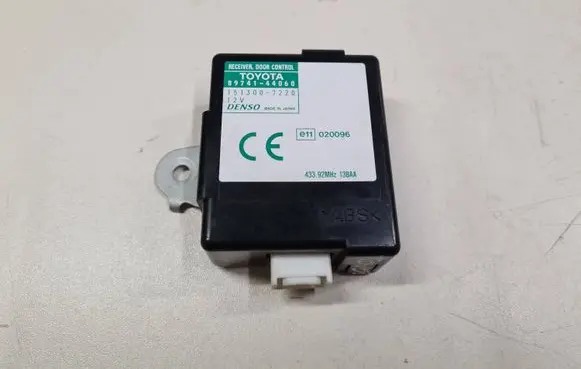 Toyota Avensis Verso Door control unit/module 8974144060 1513007220