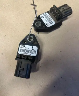 Volkswagen Sharan Airbag deployment crash/impact sensor 8983405010 120510861G 130506561e