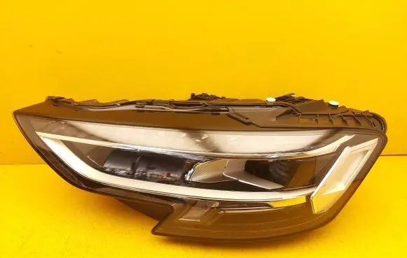 Audi A8 S8 D5 Headlight/headlamp 4N0941035C