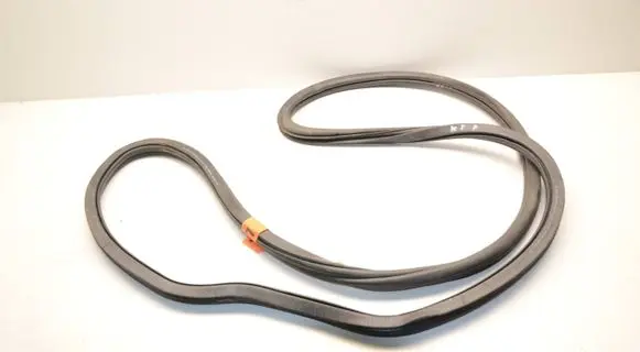 Volkswagen Golf VII Front door rubber seal 5G4867911 8660
