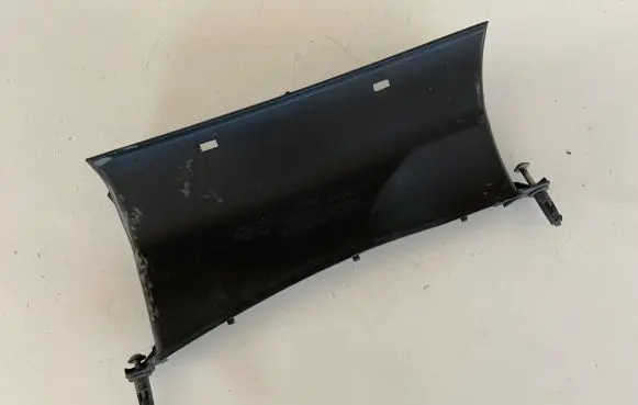 Audi A7 S7 4G Air intake duct part 4G0129618B