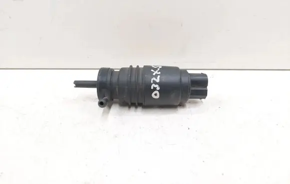 BMW X5 E53 Windscreen/windshield washer pump