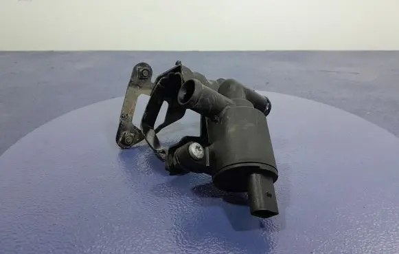 Audi A6 S6 C7 4G Water pump 4H0121671B
