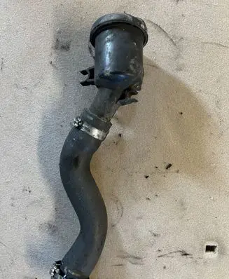 Peugeot 4007 Oil fill pipe 968502588000