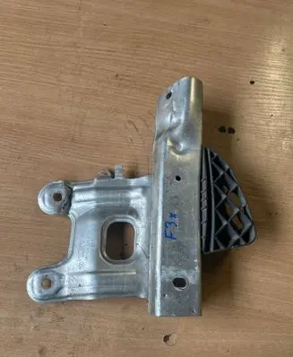 Radiator support slam panel bracket