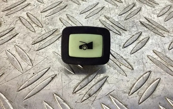 Lexus IS III XE30 Tailgate/boot open switch button 100206600A